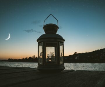 celebranti.com-Luce-Buio-Lanterna-lantern-RitoDellaLanterna-Laterne-Ritual-rituale-Rite-credit-FedereCelebranti