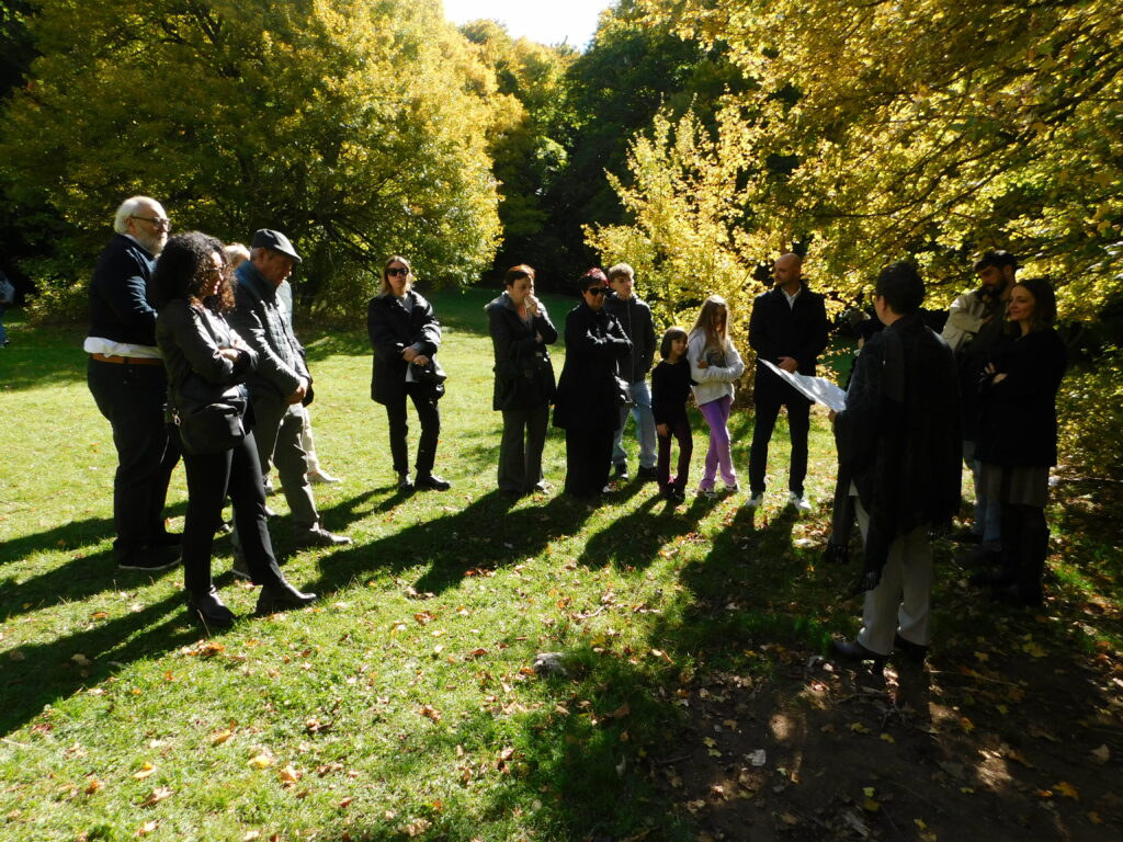 celebranti.com-NamingCeremony-CerimoniaDiBenvenuto-Amici-Parenti-Bosco-credit-AntonioZavarella
