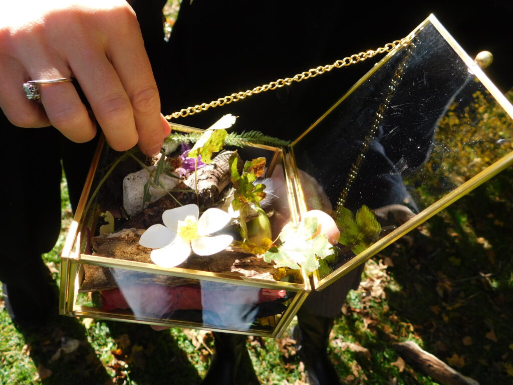 celebranti.com-NamingCeremony-CerimoniaDiBenvenuto-RitoDellaScatola-credit-AntonioZavarella